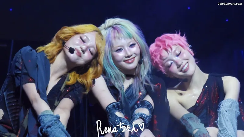 XG (Kpop) photo 12 of 3042