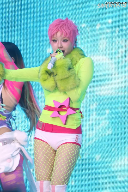 XG (Kpop) photo 21 of 3042