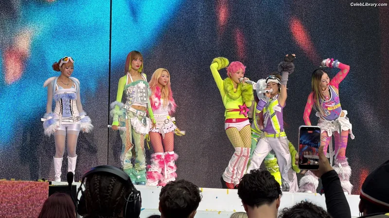 XG (Kpop) photo 3 of 3042
