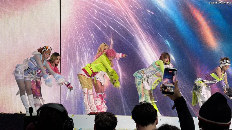 XG (Kpop) photo 4 of 3042