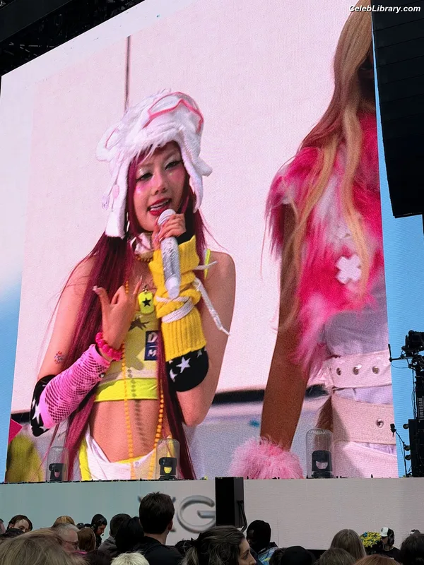 XG (Kpop) photo 7 of 3042