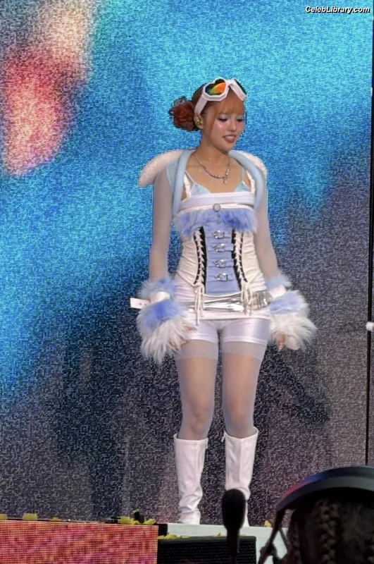 XG (Kpop) photo 23 of 3042