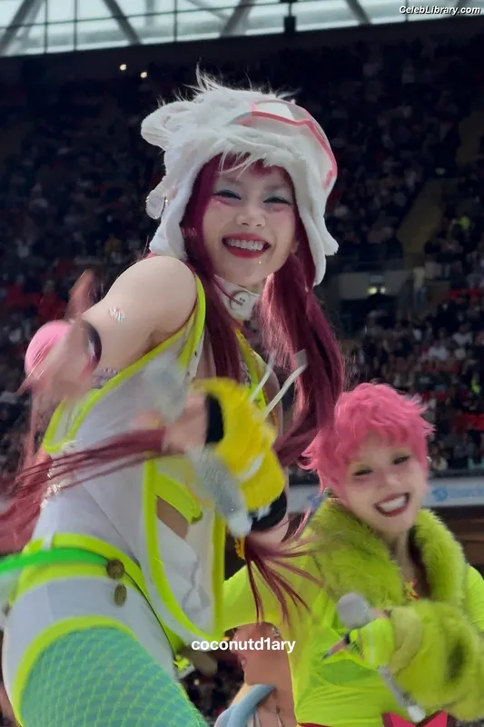 XG (Kpop) photo 4 of 3042