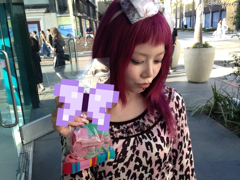XG (Kpop) photo 2 of 3042