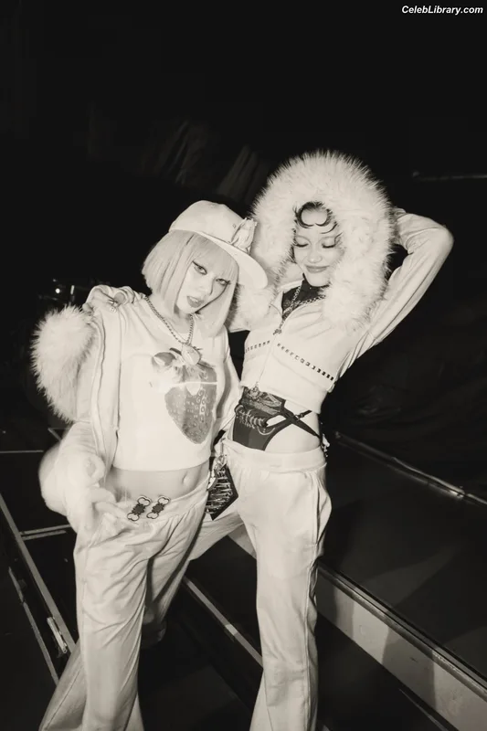 XG (Kpop) photo 12 of 3042
