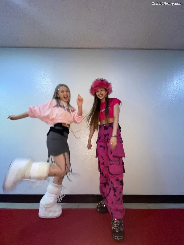 XG (Kpop) photo 24 of 3042