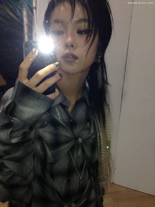 XG (Kpop) photo 8 of 3042