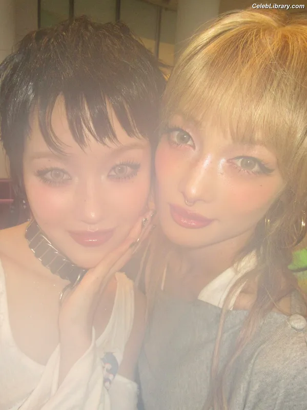 XG (Kpop) photo 12 of 3042