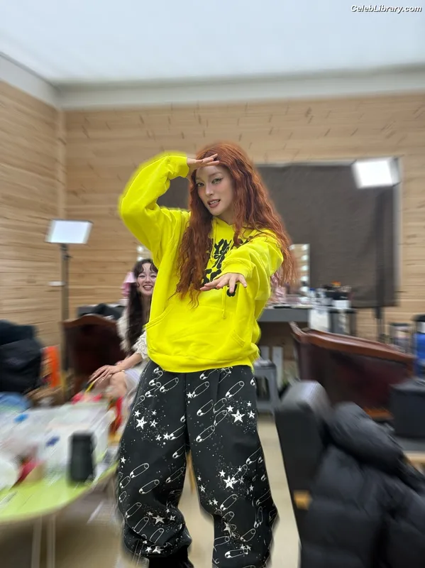 XG (Kpop) photo 13 of 3042