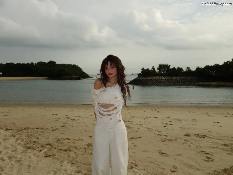 XG (Kpop) photo 18 of 3042