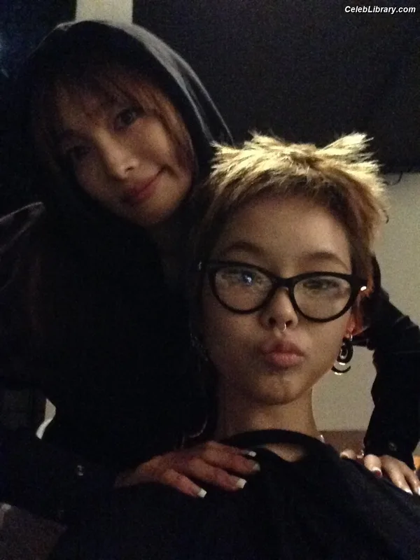 XG (Kpop) photo 11 of 3042
