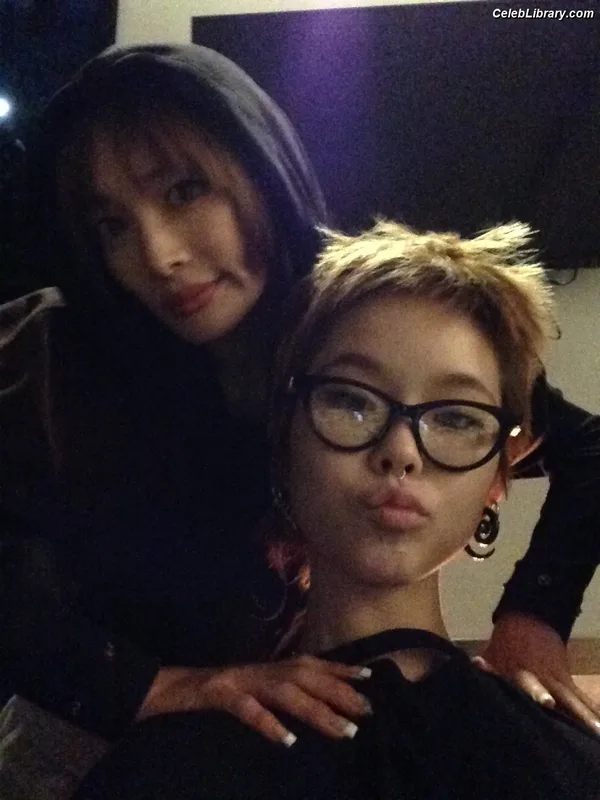 XG (Kpop) photo 12 of 3042