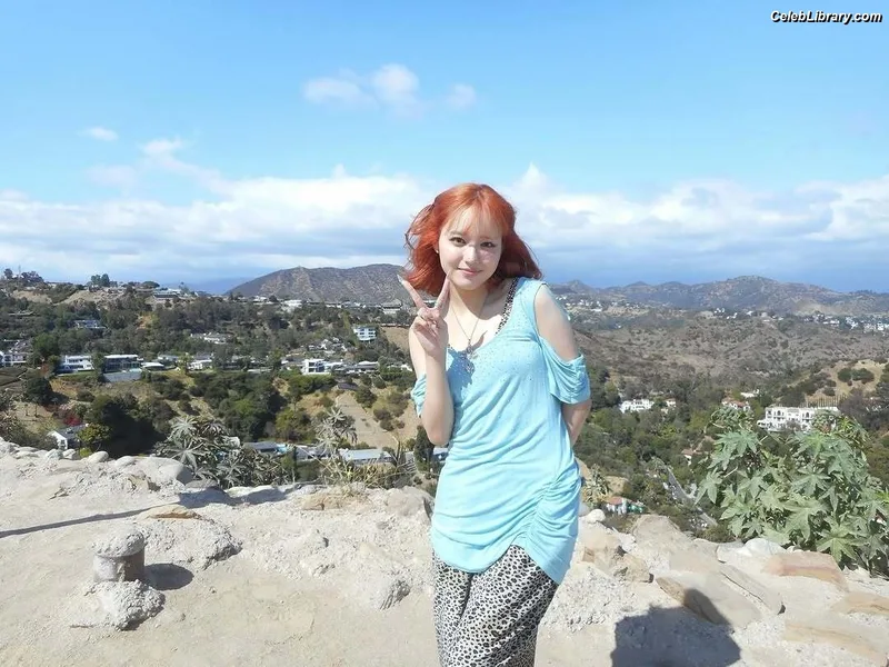XG (Kpop) photo 14 of 3042