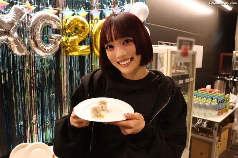 XG (Kpop) photo 18 of 3042