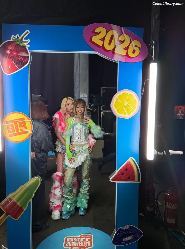 XG (Kpop) photo 20 of 3042