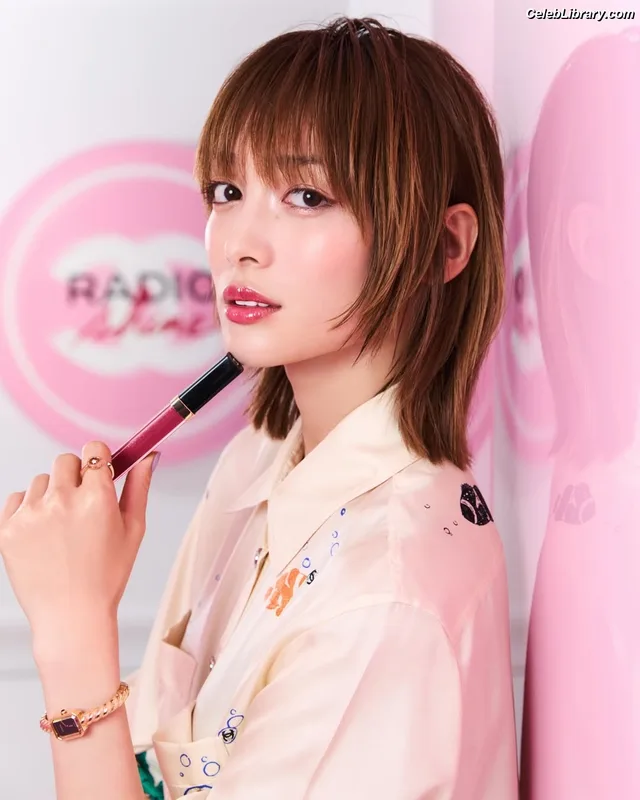 XG (Kpop) photo 21 of 3042
