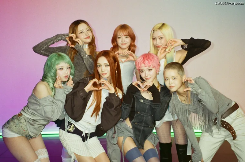 XG (Kpop) photo 1 of 3042