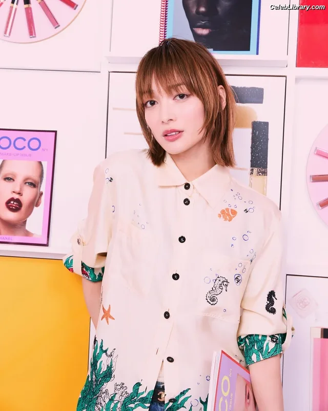 XG (Kpop) photo 7 of 3042