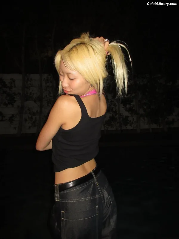 XG (Kpop) photo 24 of 3042