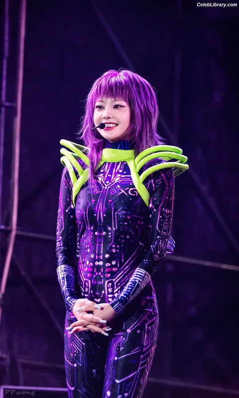 XG (Kpop) photo 19 of 3042