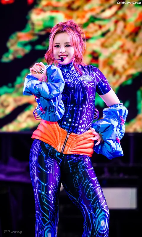 XG (Kpop) photo 2 of 3042