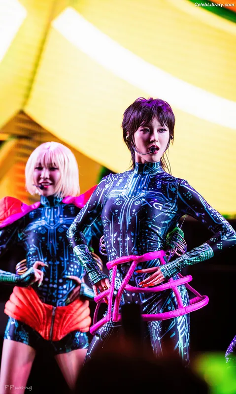 XG (Kpop) photo 14 of 3042