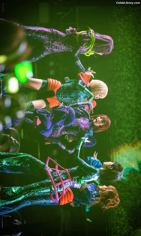 XG (Kpop) photo 23 of 3042