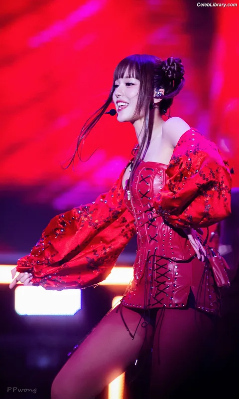 XG (Kpop) photo 2 of 3042