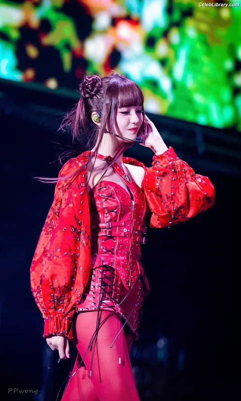 XG (Kpop) photo 8 of 3042