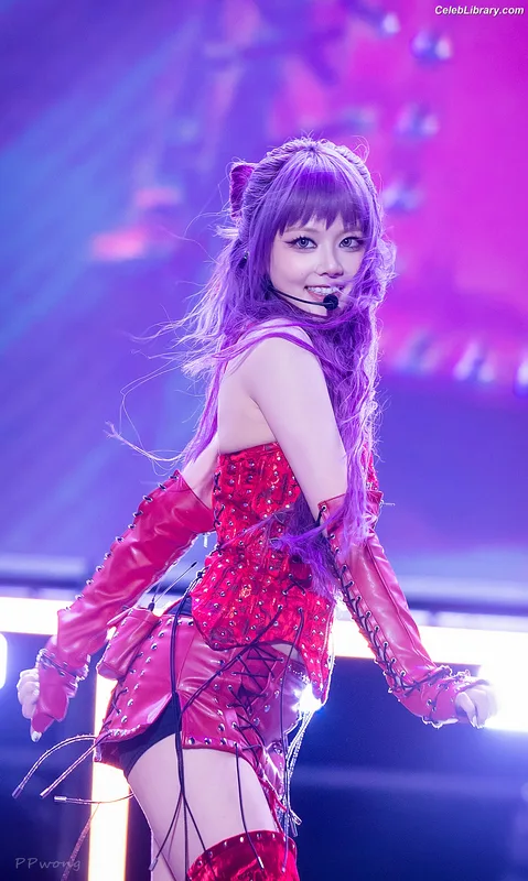 XG (Kpop) photo 15 of 3042