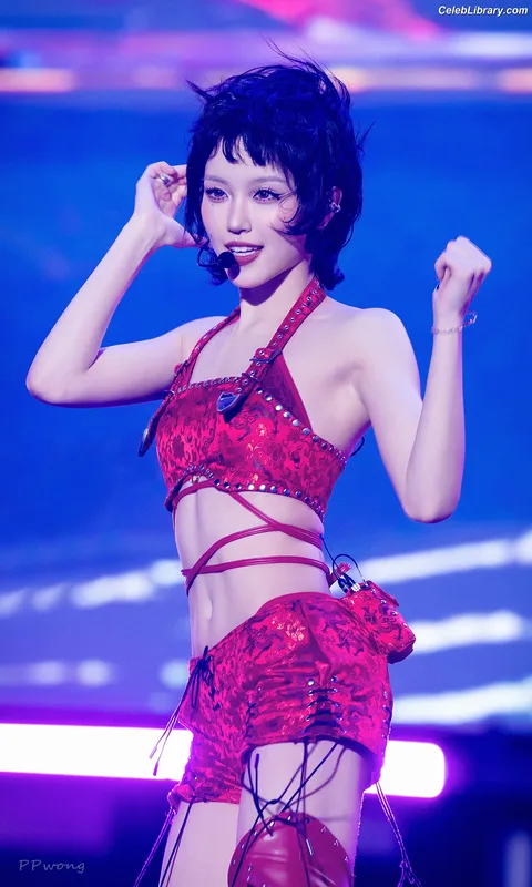 XG (Kpop) photo 8 of 3042