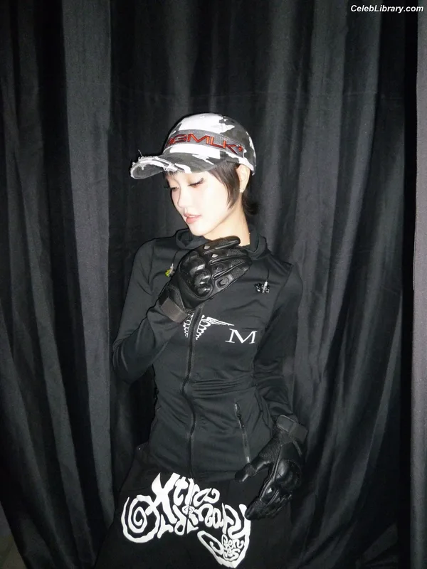 XG (Kpop) photo 12 of 3042