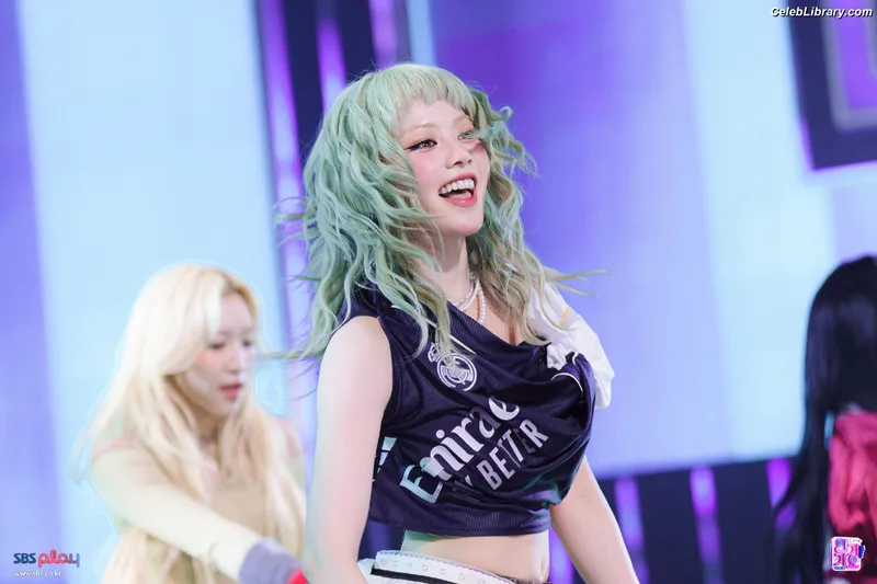 XG (Kpop) photo 19 of 3042