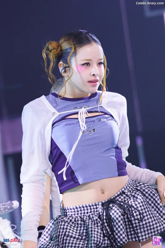 XG (Kpop) photo 22 of 3042