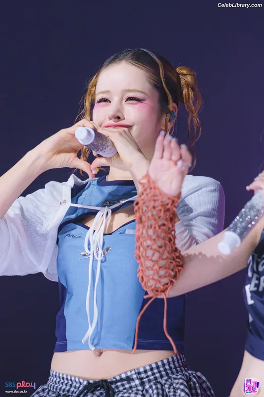 XG (Kpop) photo 23 of 3042