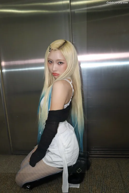 XG (Kpop) photo 10 of 3042