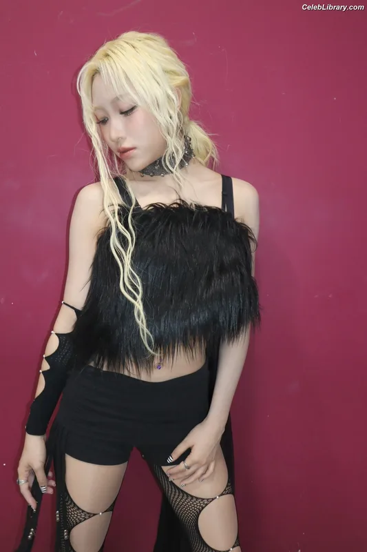 XG (Kpop) photo 18 of 3042