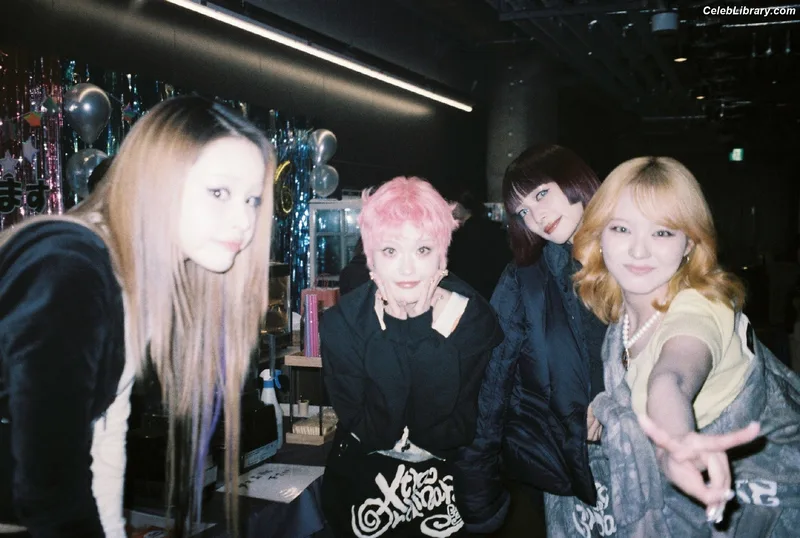 XG (Kpop) photo 24 of 3042