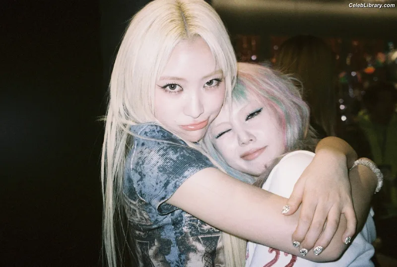 XG (Kpop) photo 3 of 3042