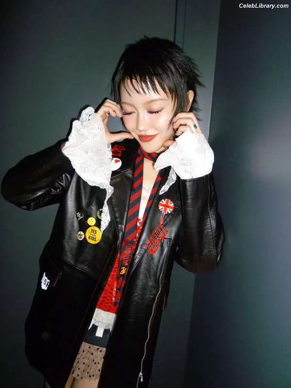 XG (Kpop) photo 8 of 3042