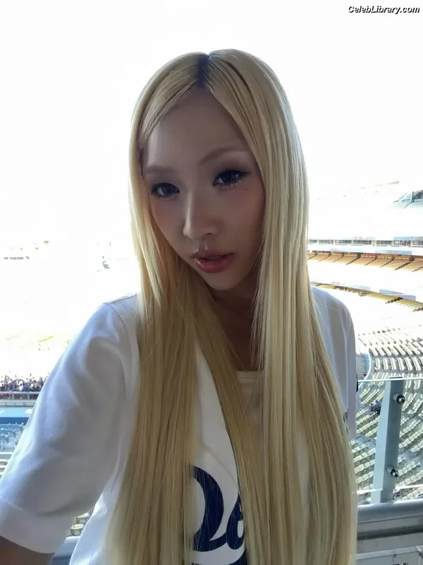 XG (Kpop) photo 5 of 3042