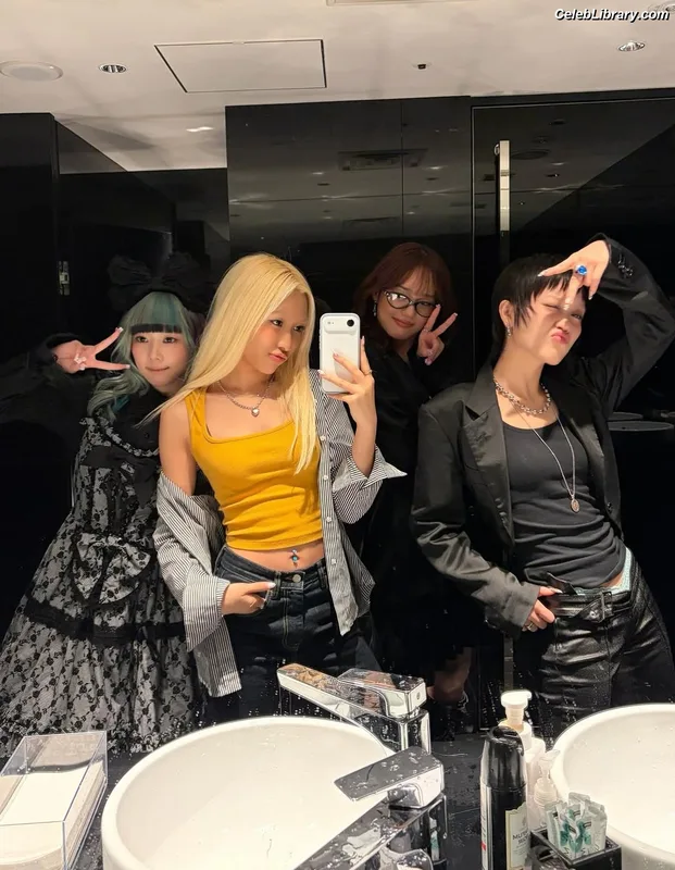 XG (Kpop) photo 23 of 3042