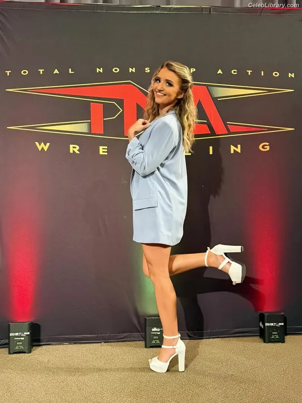 Xia Brookside photo 8 of 279
