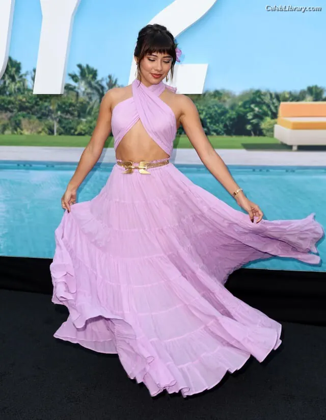 Xochitl Gomez photo 1 of 1671