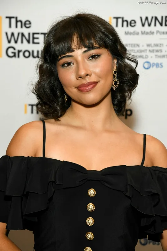 Xochitl Gomez photo 8 of 1688