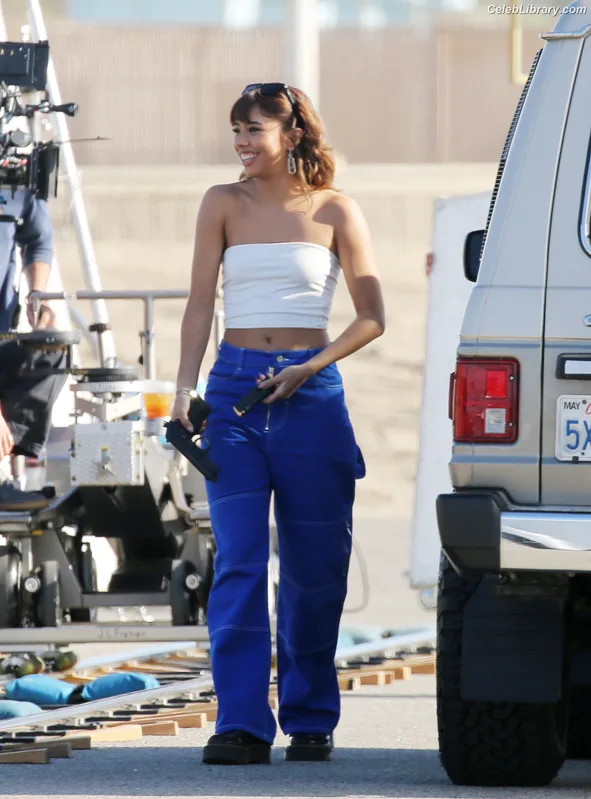 Xochitl Gomez photo 3 of 1688