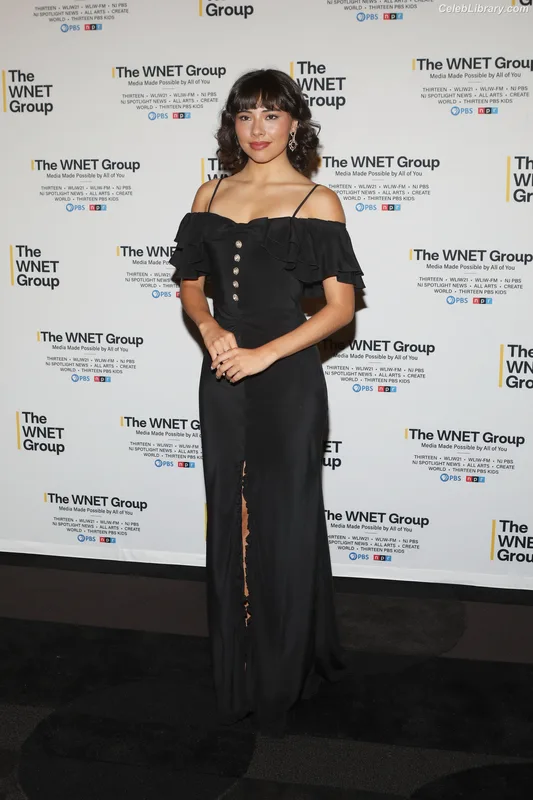 Xochitl Gomez photo 11 of 1688