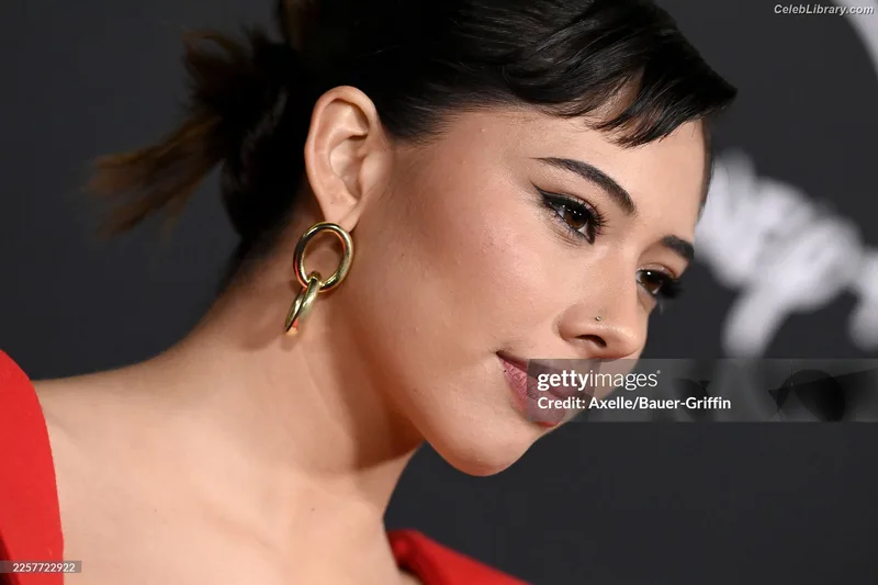 Xochitl Gomez photo 1 of 1688
