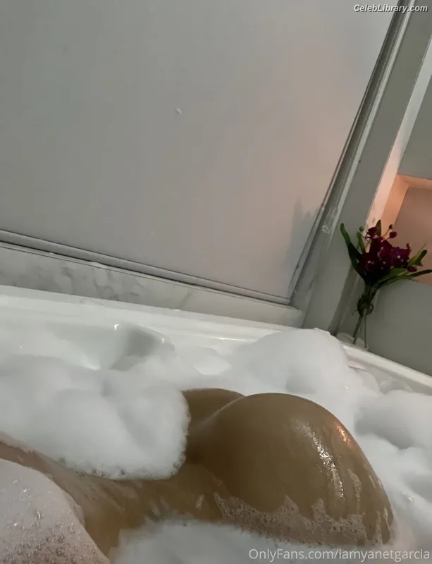 Yanet Garcia photo 7 of 970