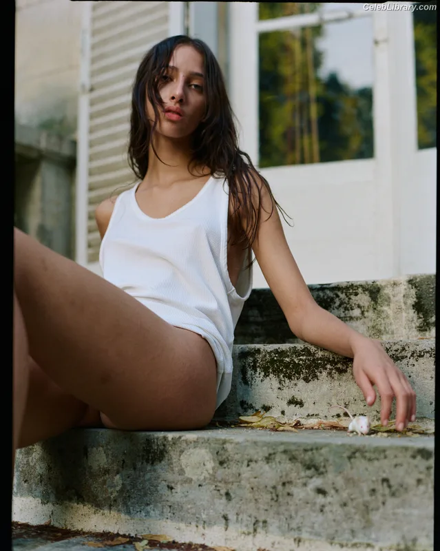 Yasmin Wijnaldum photo 17 of 70
